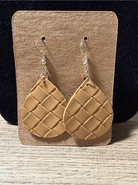 Source Unknown Woven Teardrop Earrings - Tan